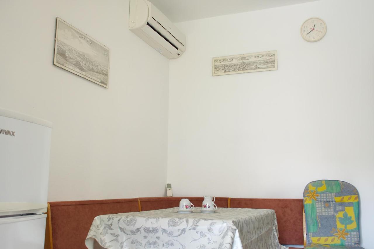 Apartament In Center Novalja Zewnętrze zdjęcie