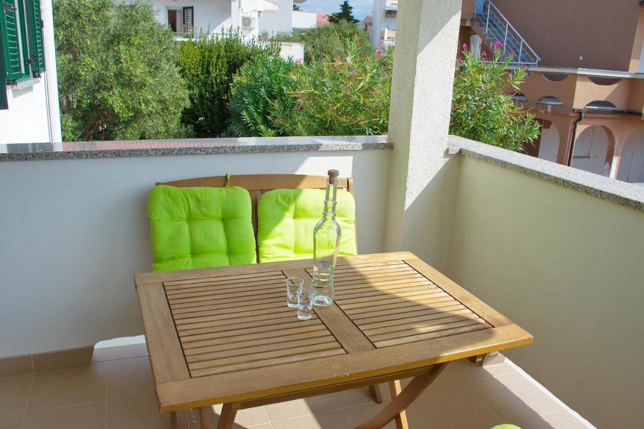 Apartament In Center Novalja Zewnętrze zdjęcie